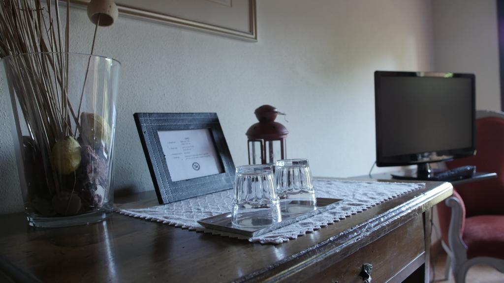Quattrocolli B&B Quattro Castella Ngoại thất bức ảnh